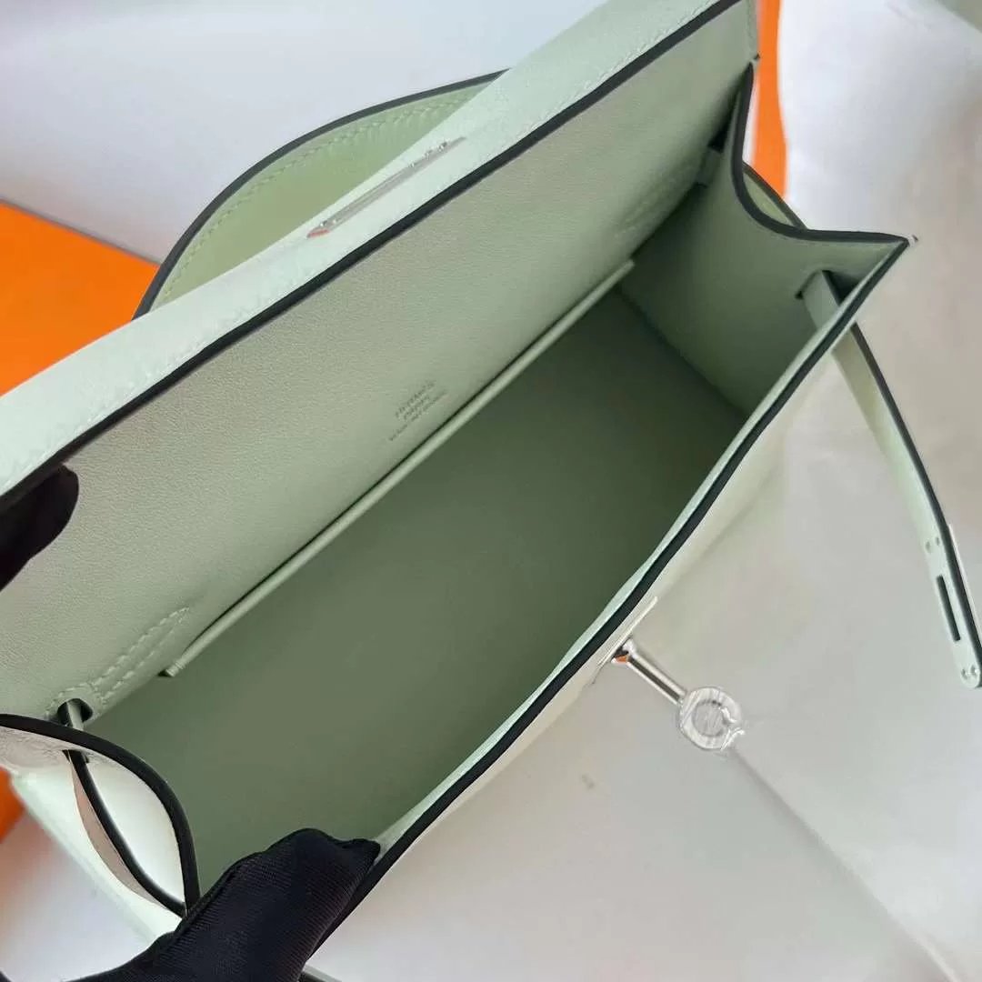 Kelly Pochette 22