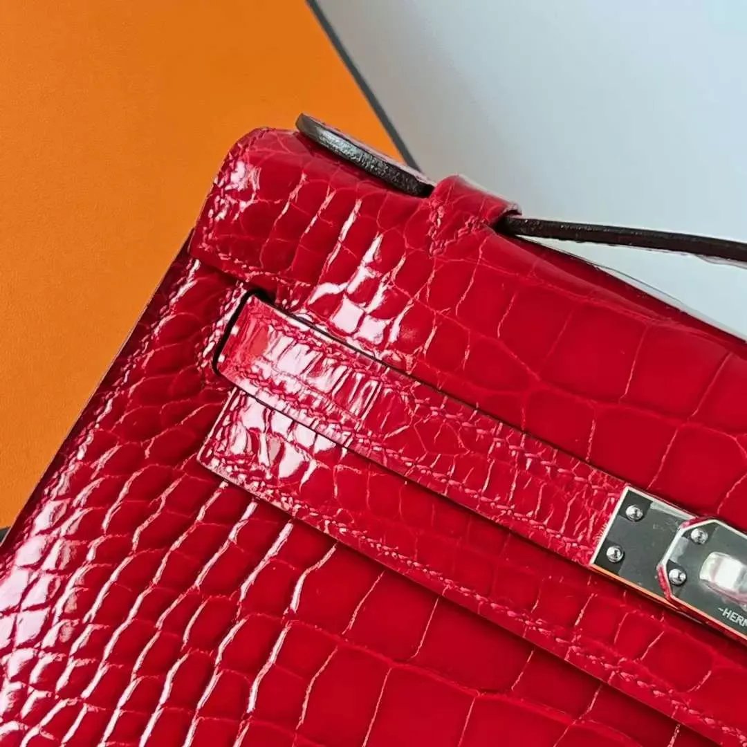 Kelly Pochette 22