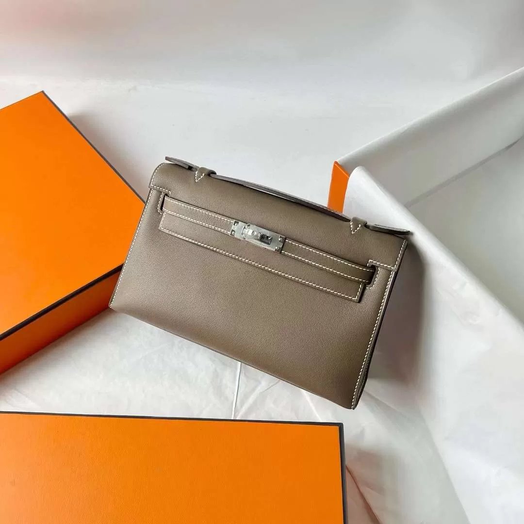 Kelly Pochette 22
