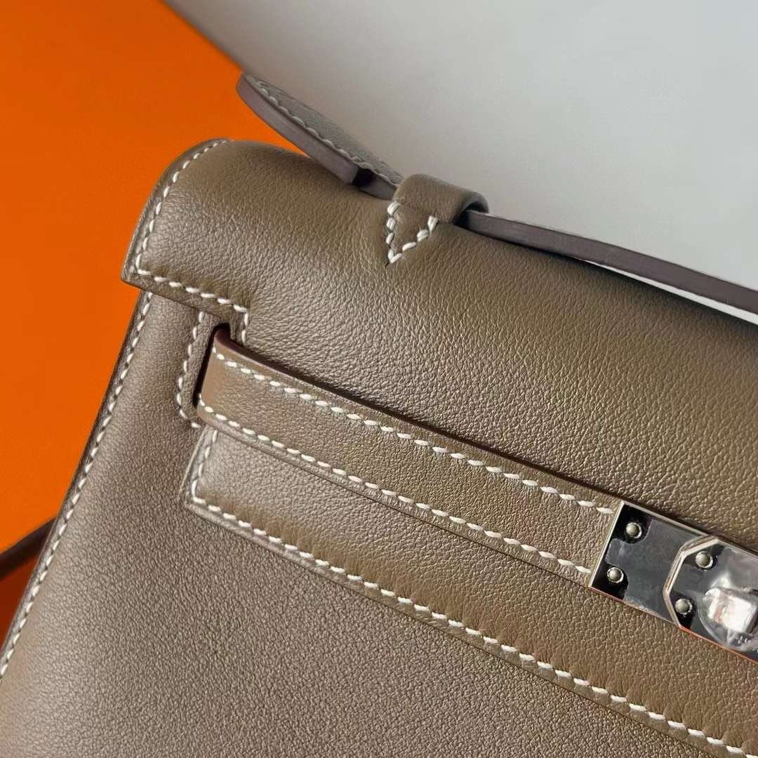 Kelly Pochette 22