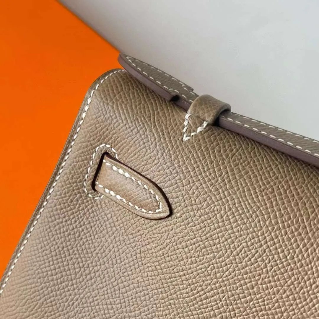 Kelly Pochette 22