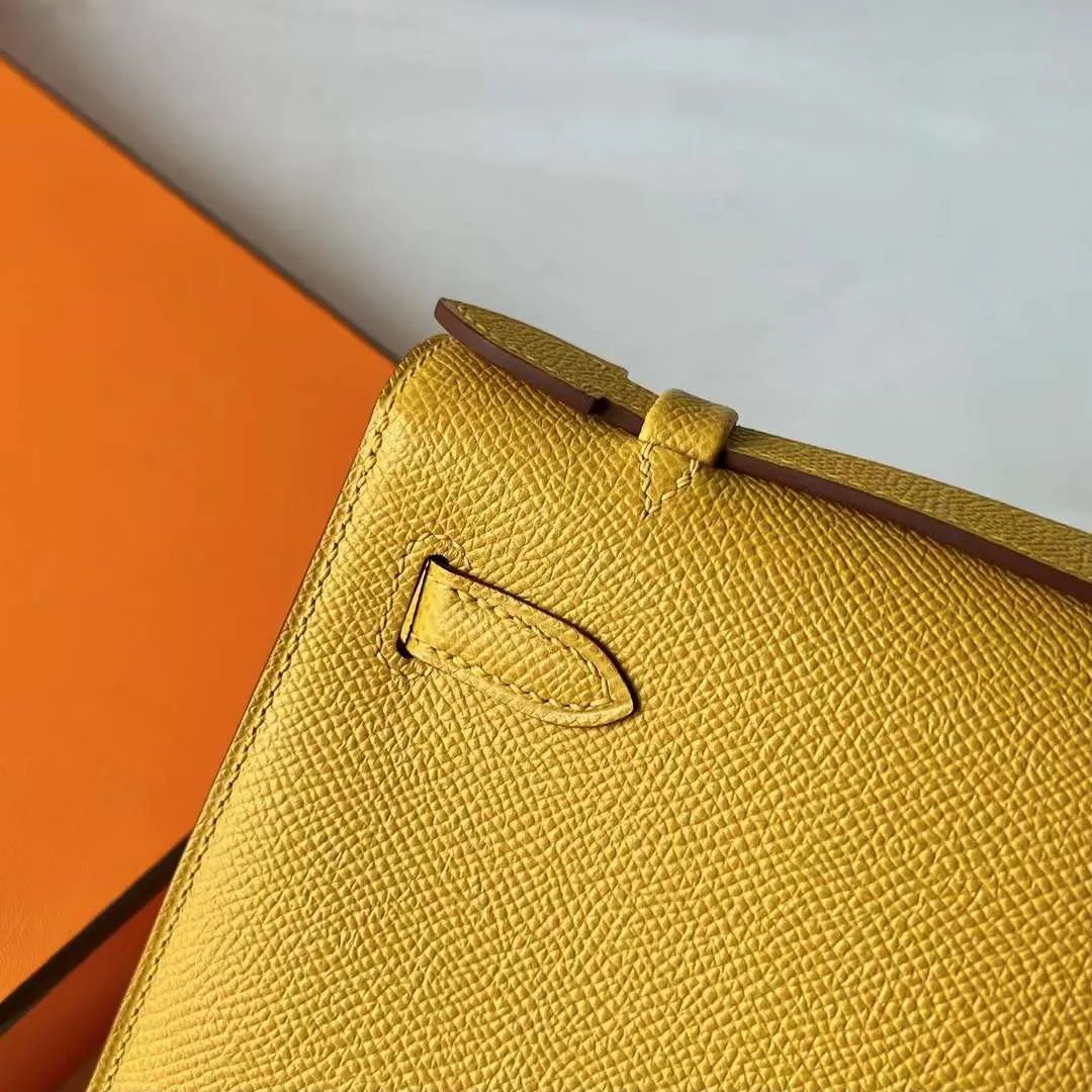 Kelly Pochette 22