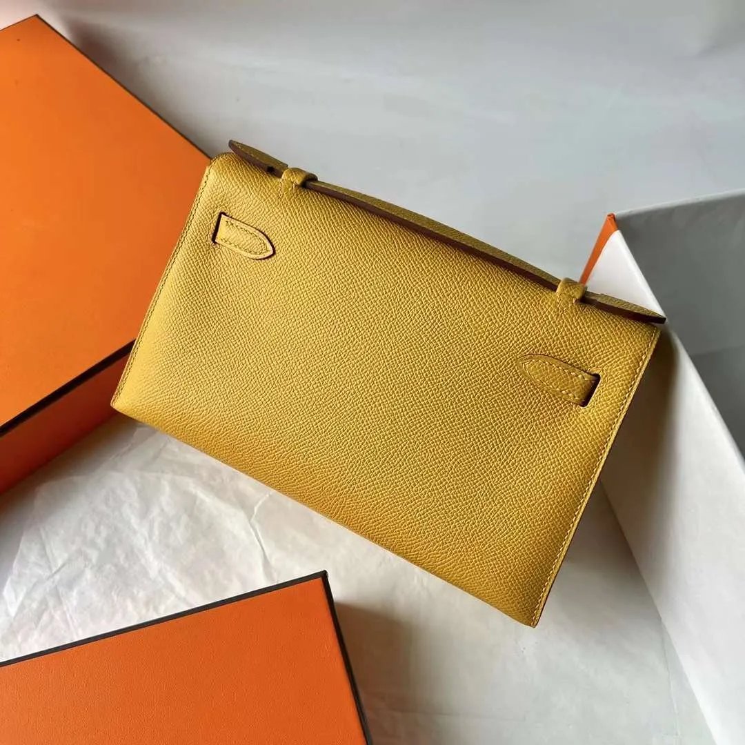 Kelly Pochette 22