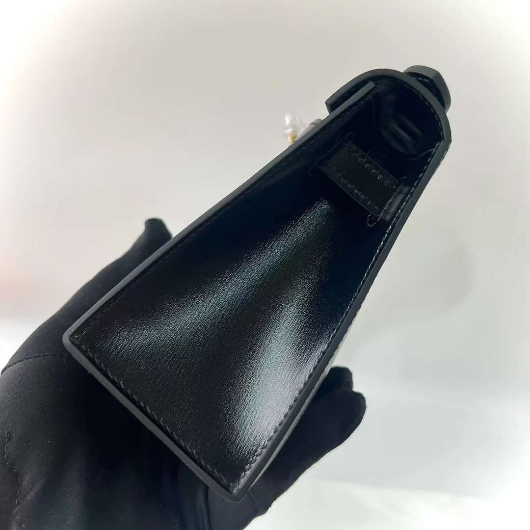 Kelly Pochette 22