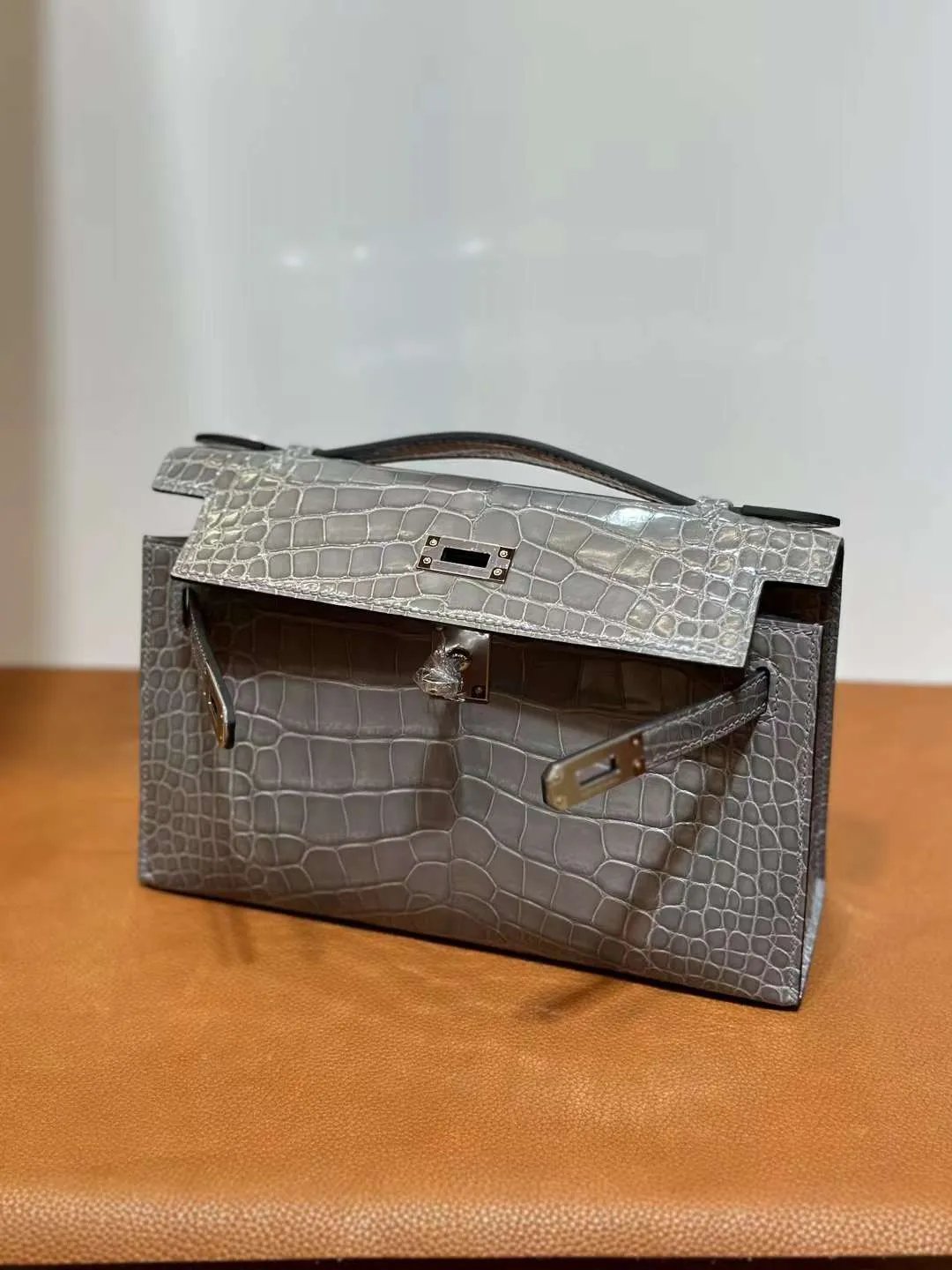 Kelly Pochette 22