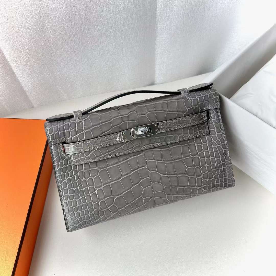 Kelly Pochette 22