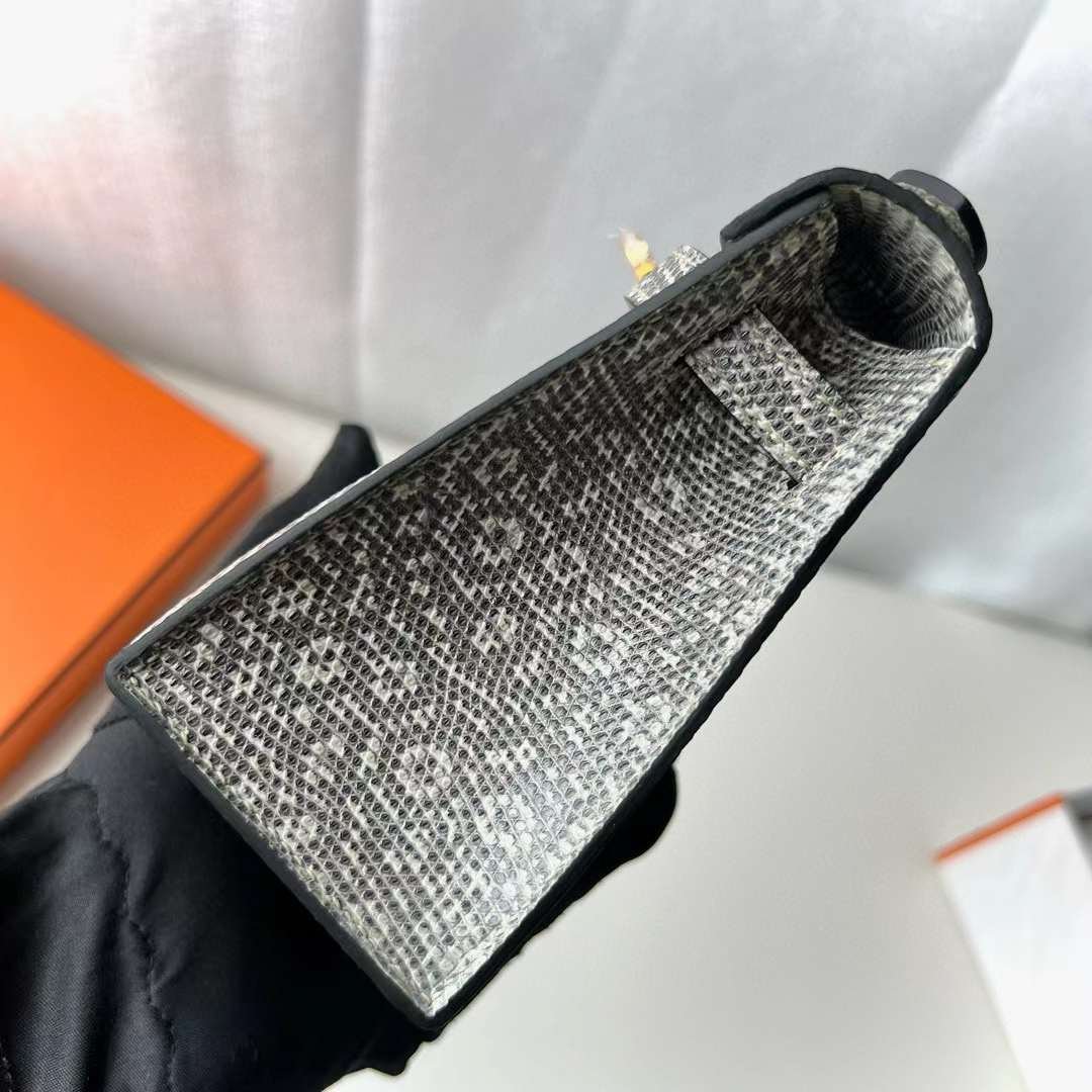 Kelly Pochette 22