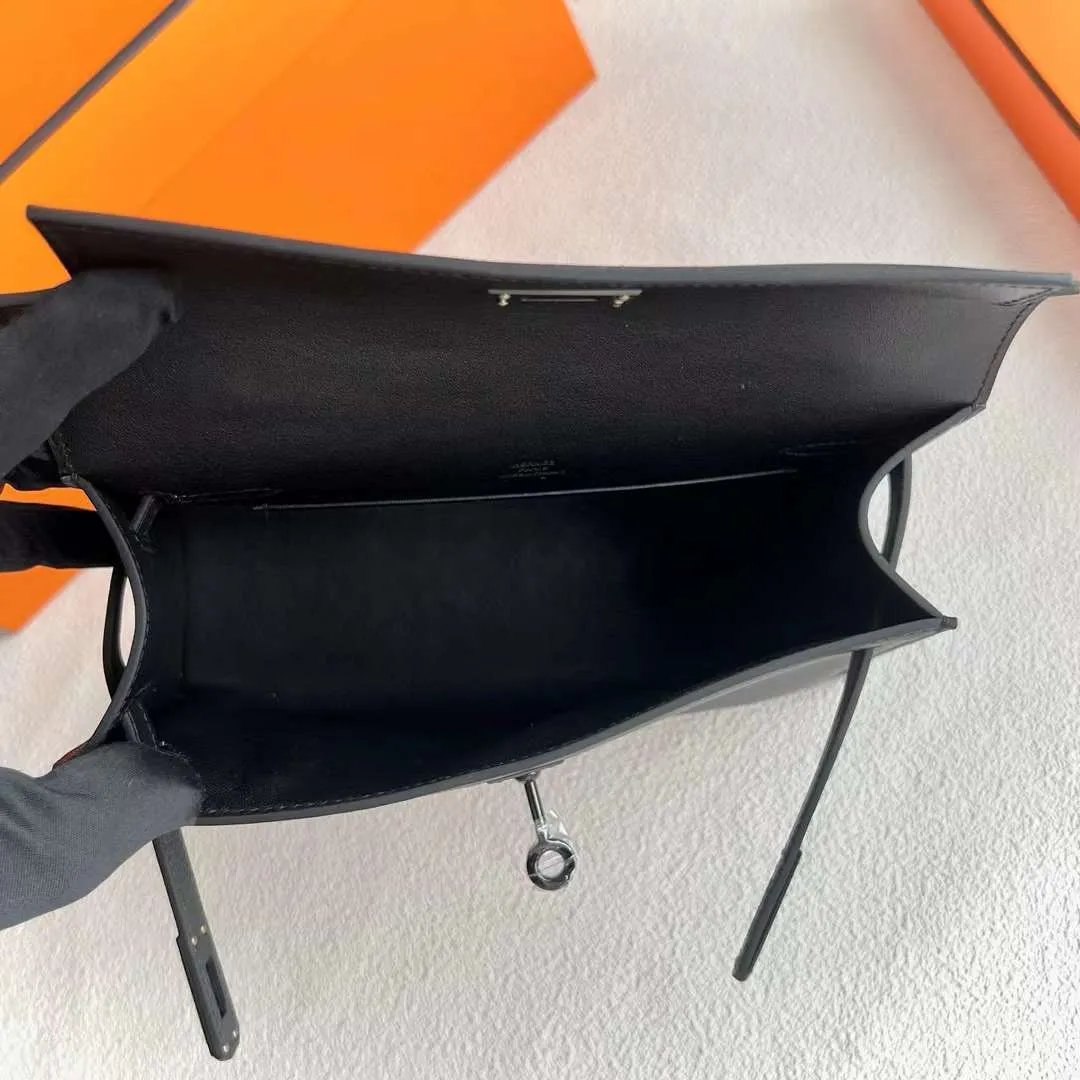 Kelly Pochette 22