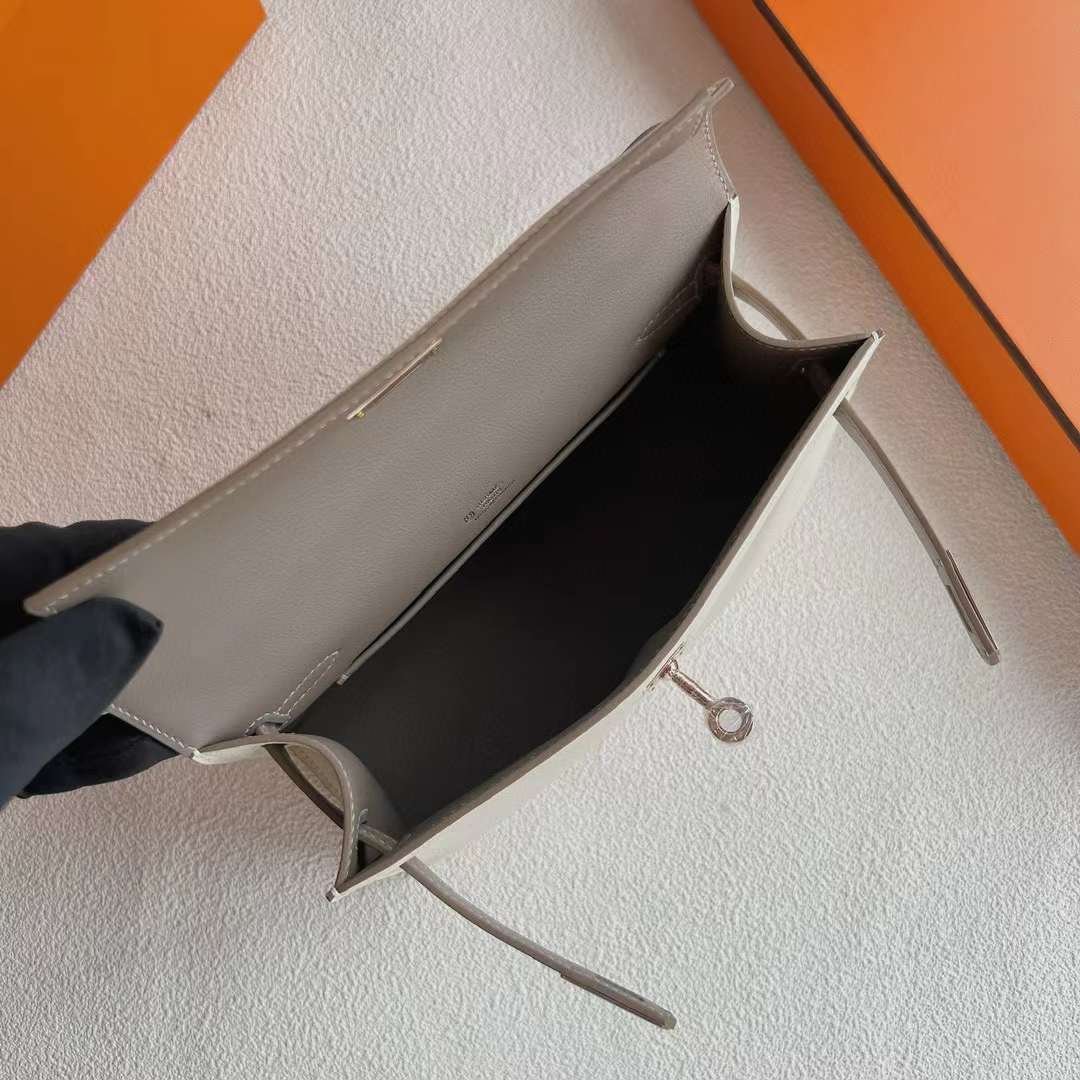 Kelly Pochette 22