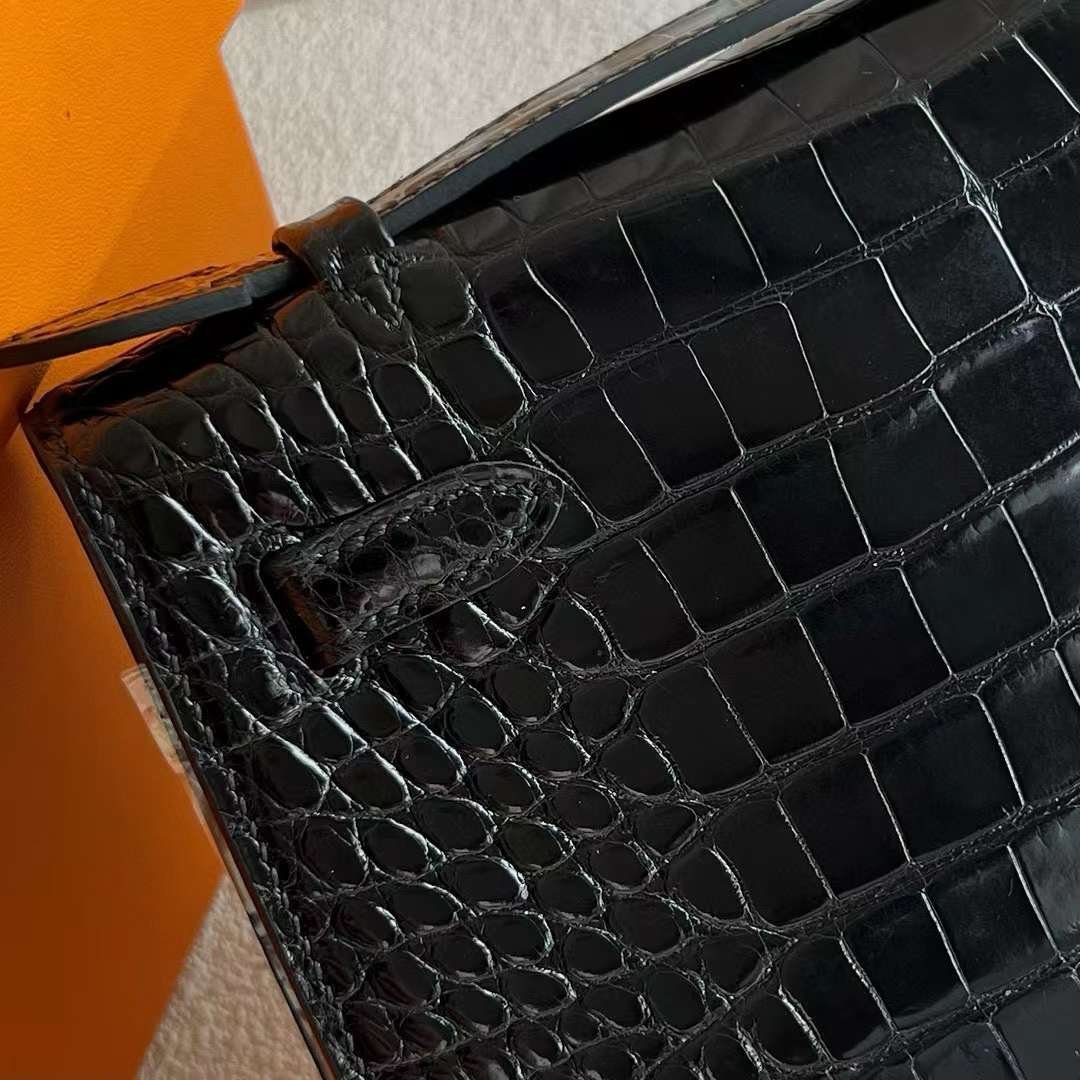 Kelly Pochette 22