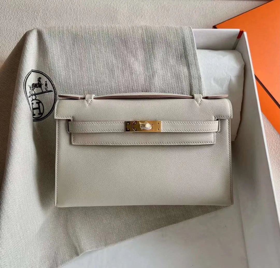 Kelly Pochette 22