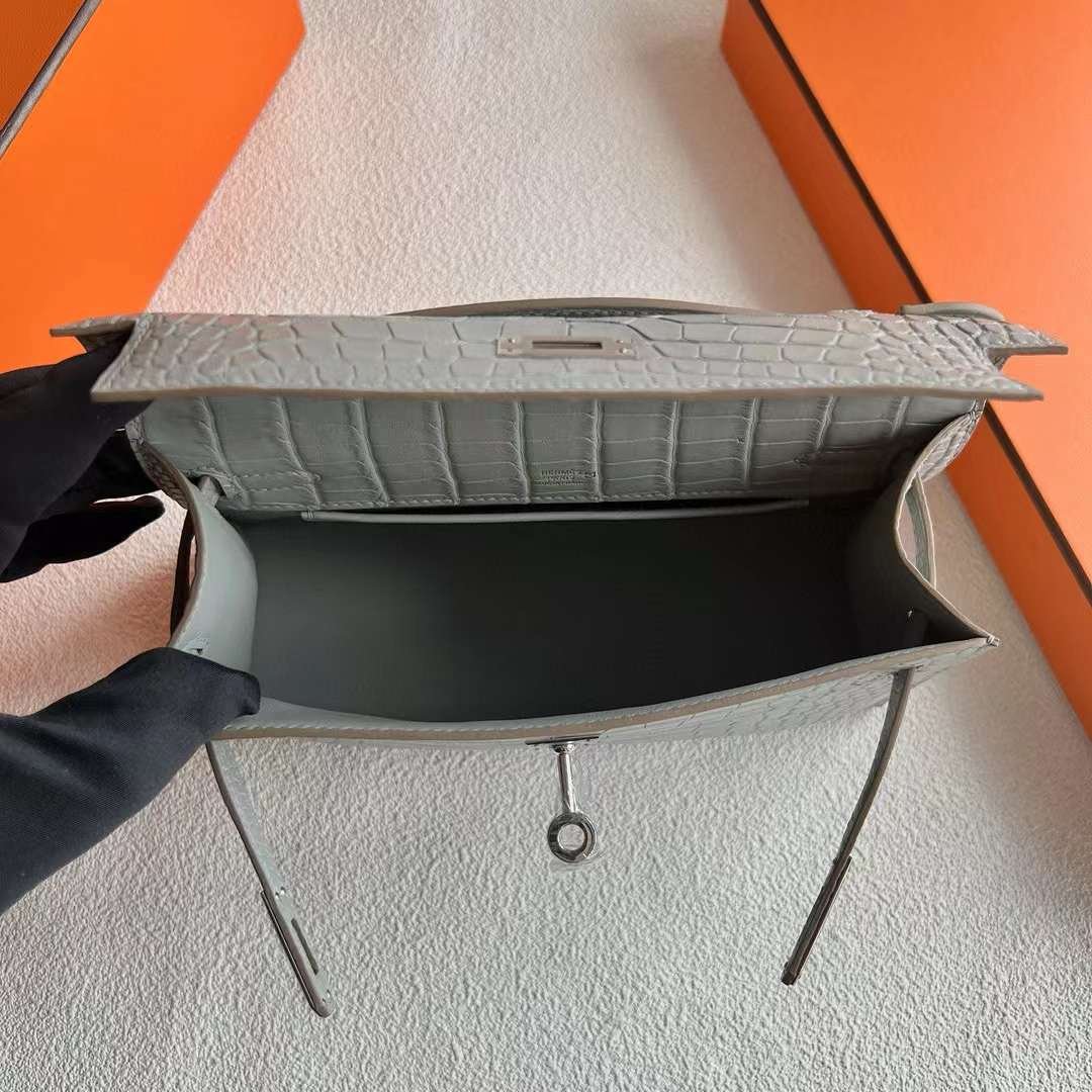 Kelly Pochette 22