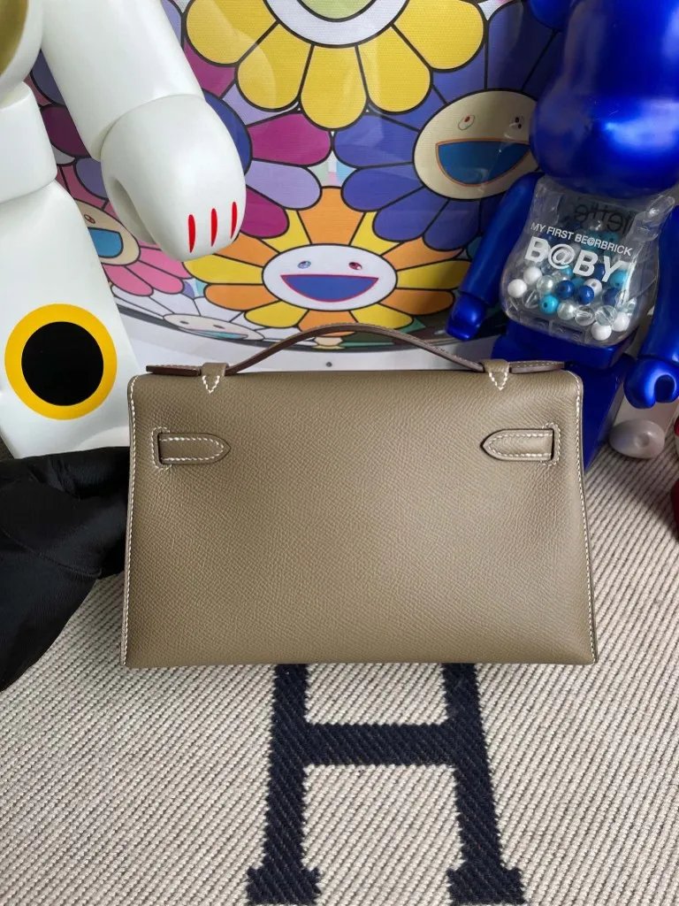Kelly Pochette 22