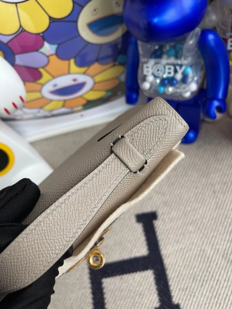 Kelly Pochette 22