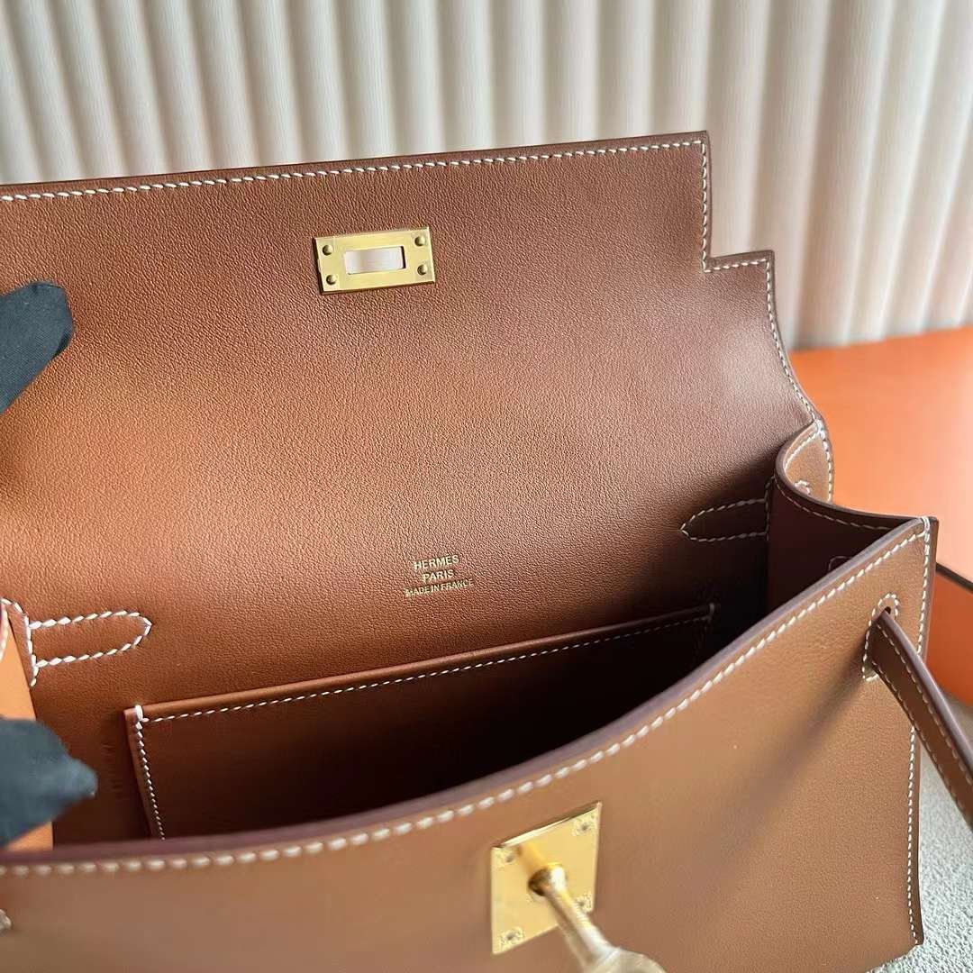 Kelly Pochette 22