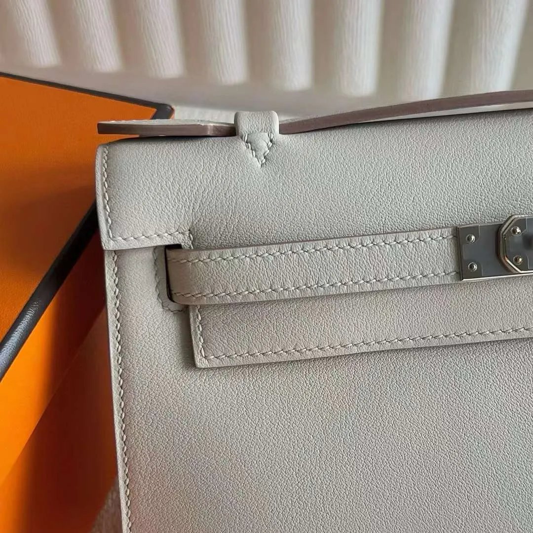 Kelly Pochette 22
