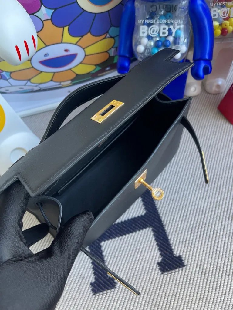 Kelly Pochette 22