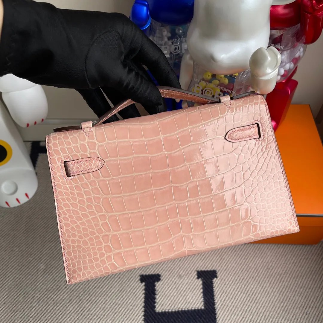 Kelly Pochette 22
