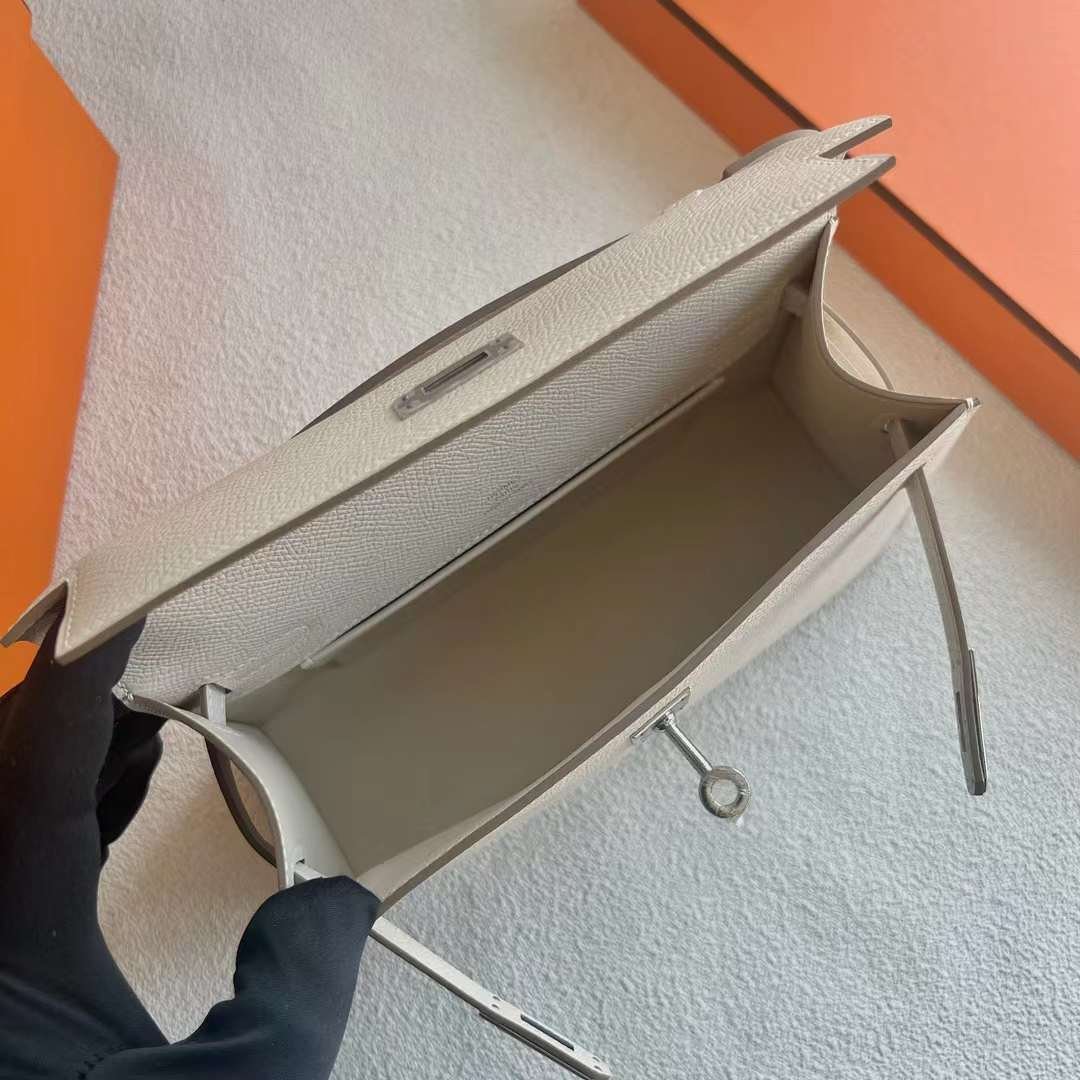 Kelly Pochette 22