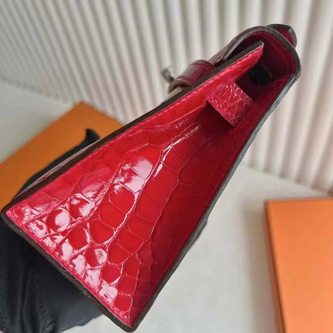 Kelly Pochette 22