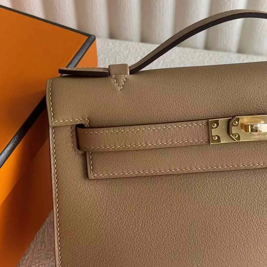 Kelly Pochette 22