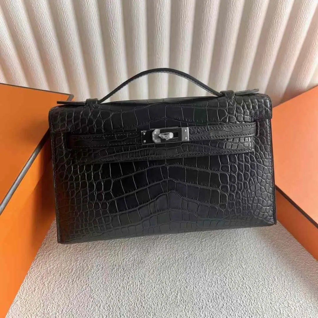 Kelly Pochette 22