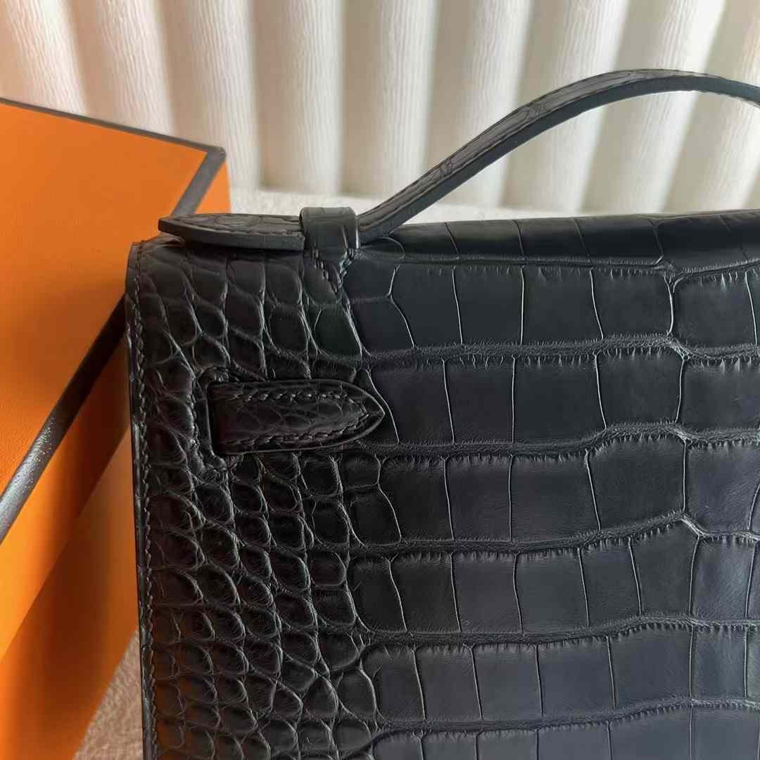 Kelly Pochette 22
