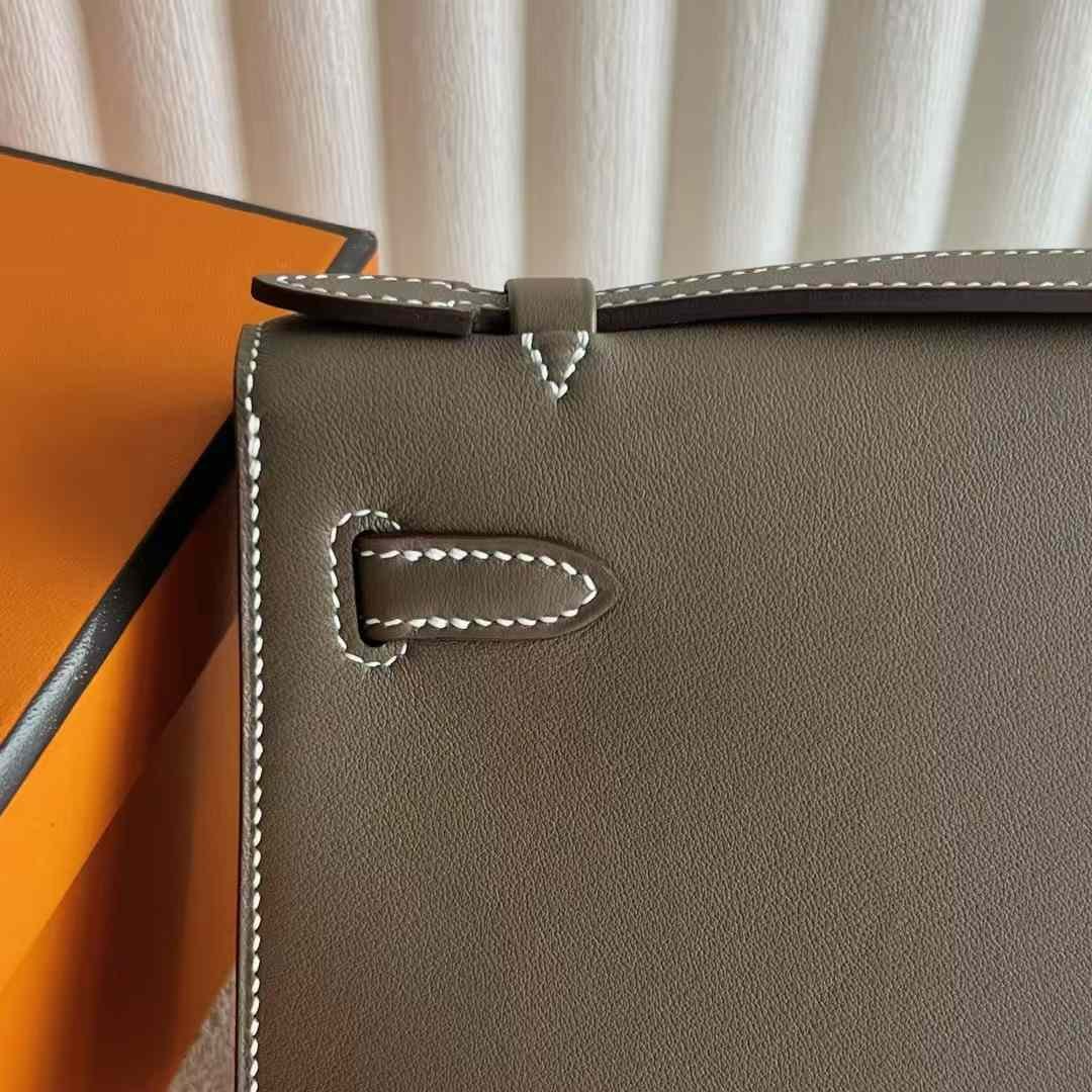 Kelly Pochette 22