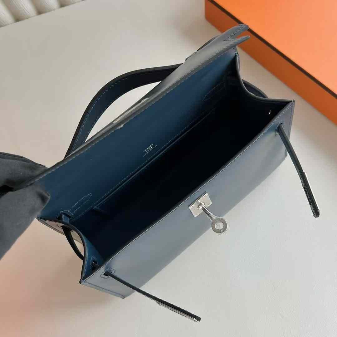 Kelly Pochette 22