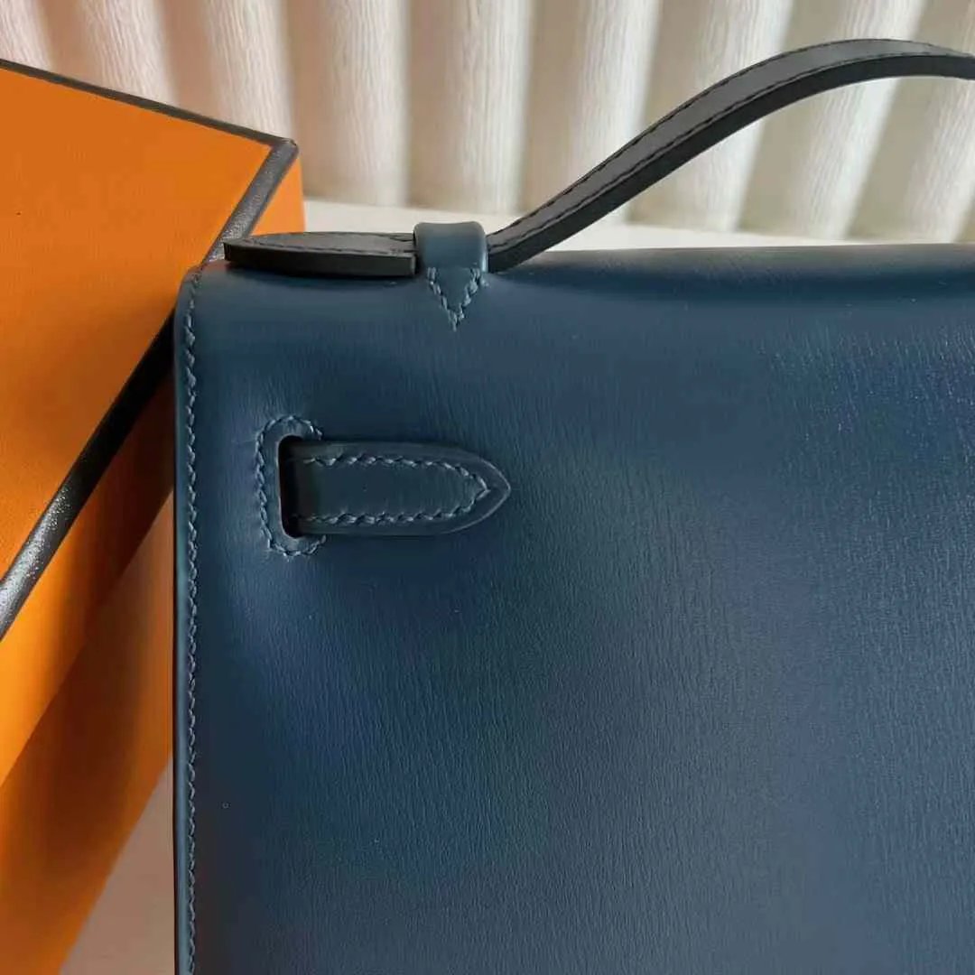 Kelly Pochette 22
