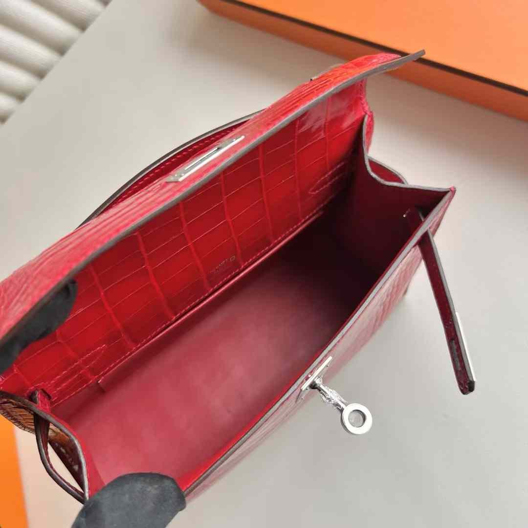 Kelly Pochette 22