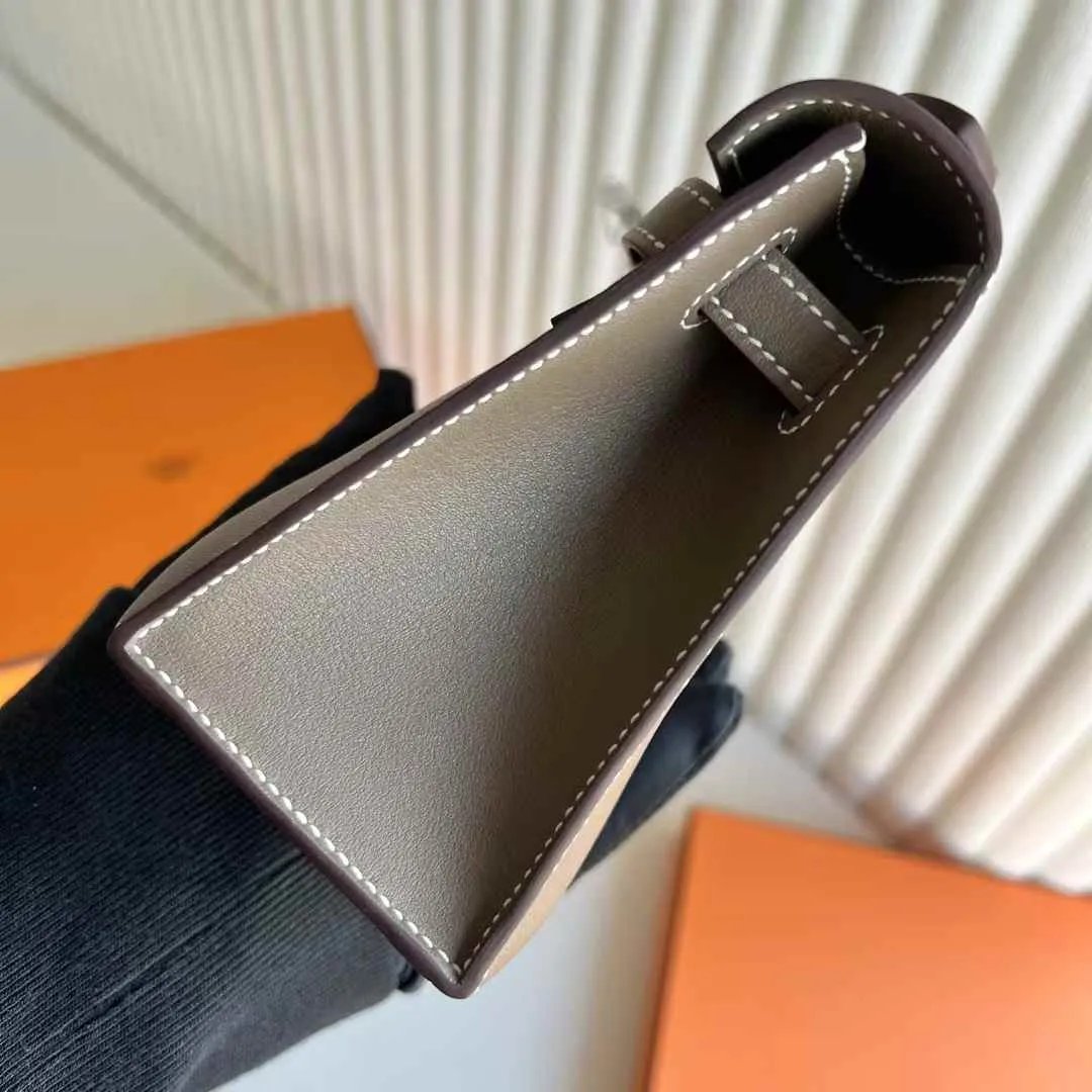 Kelly Pochette 22