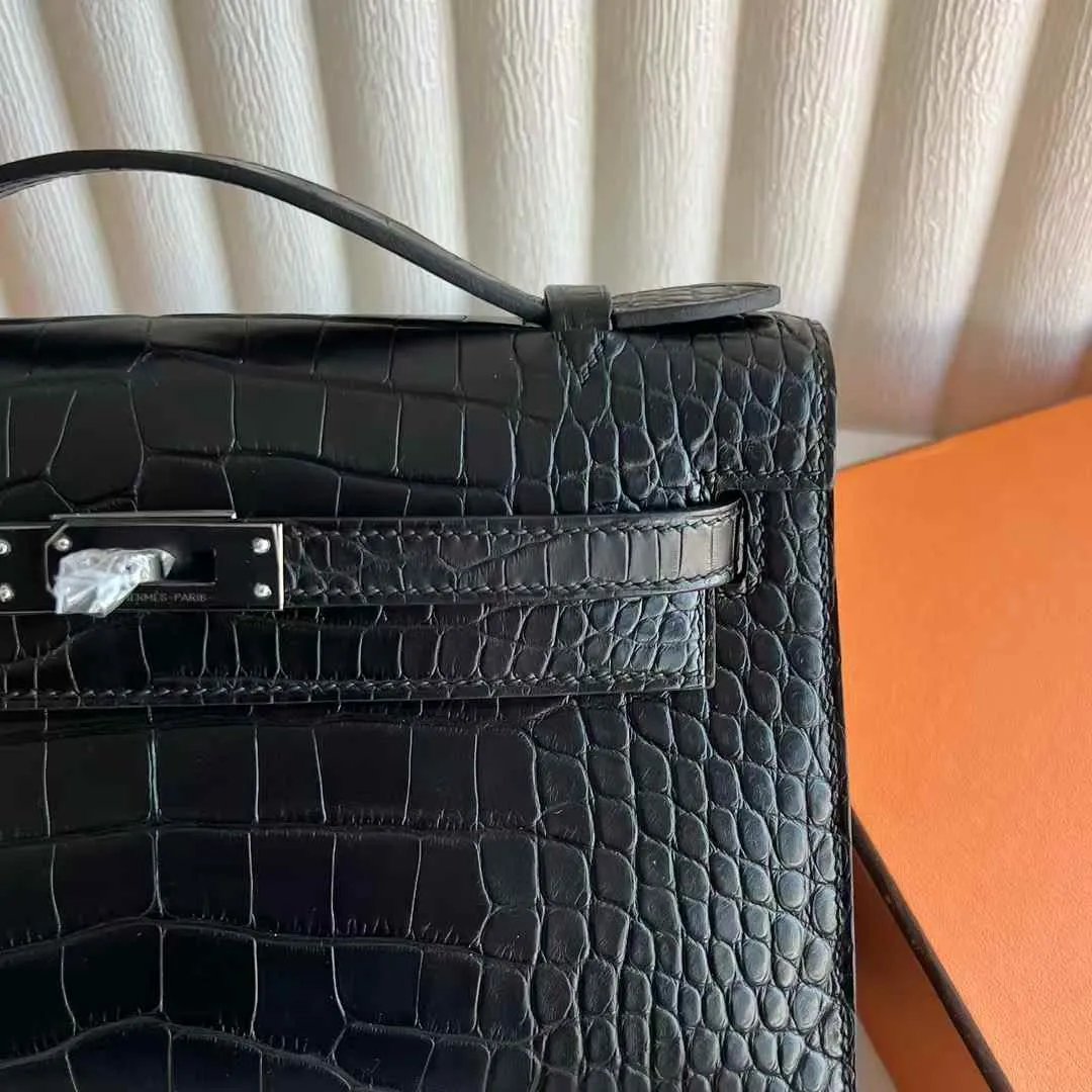 Kelly Pochette 22