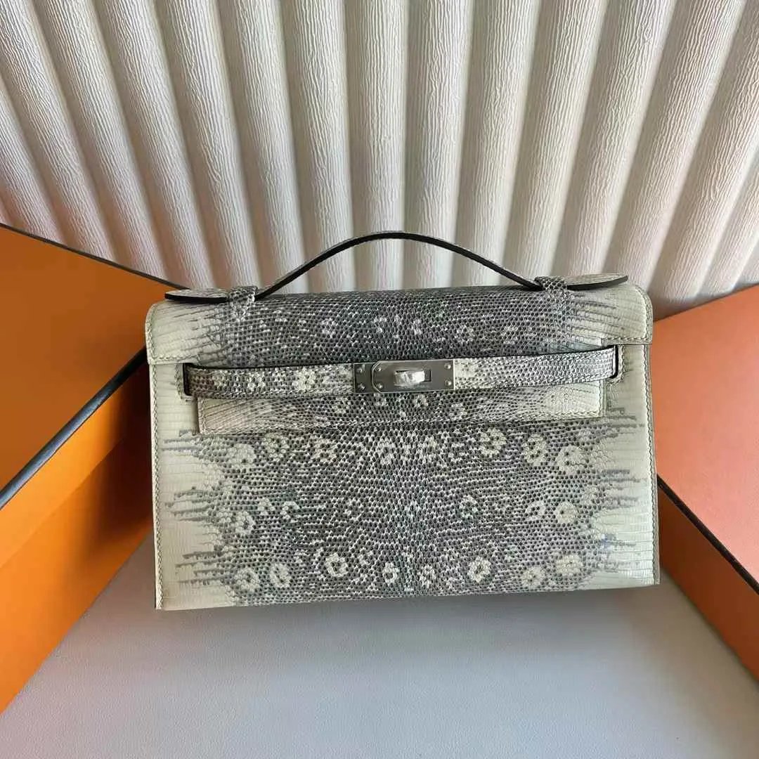 Kelly Pochette 22