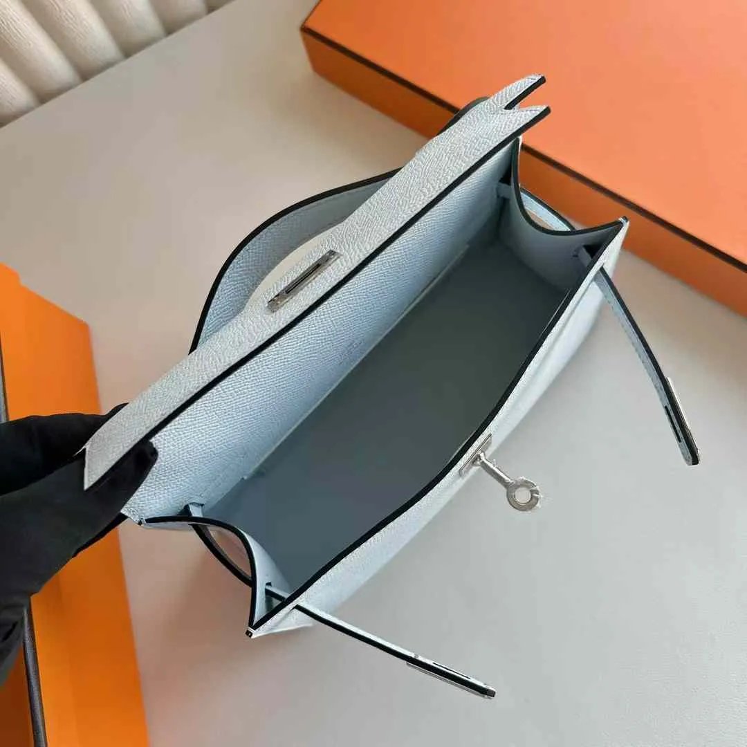 Kelly Pochette 22