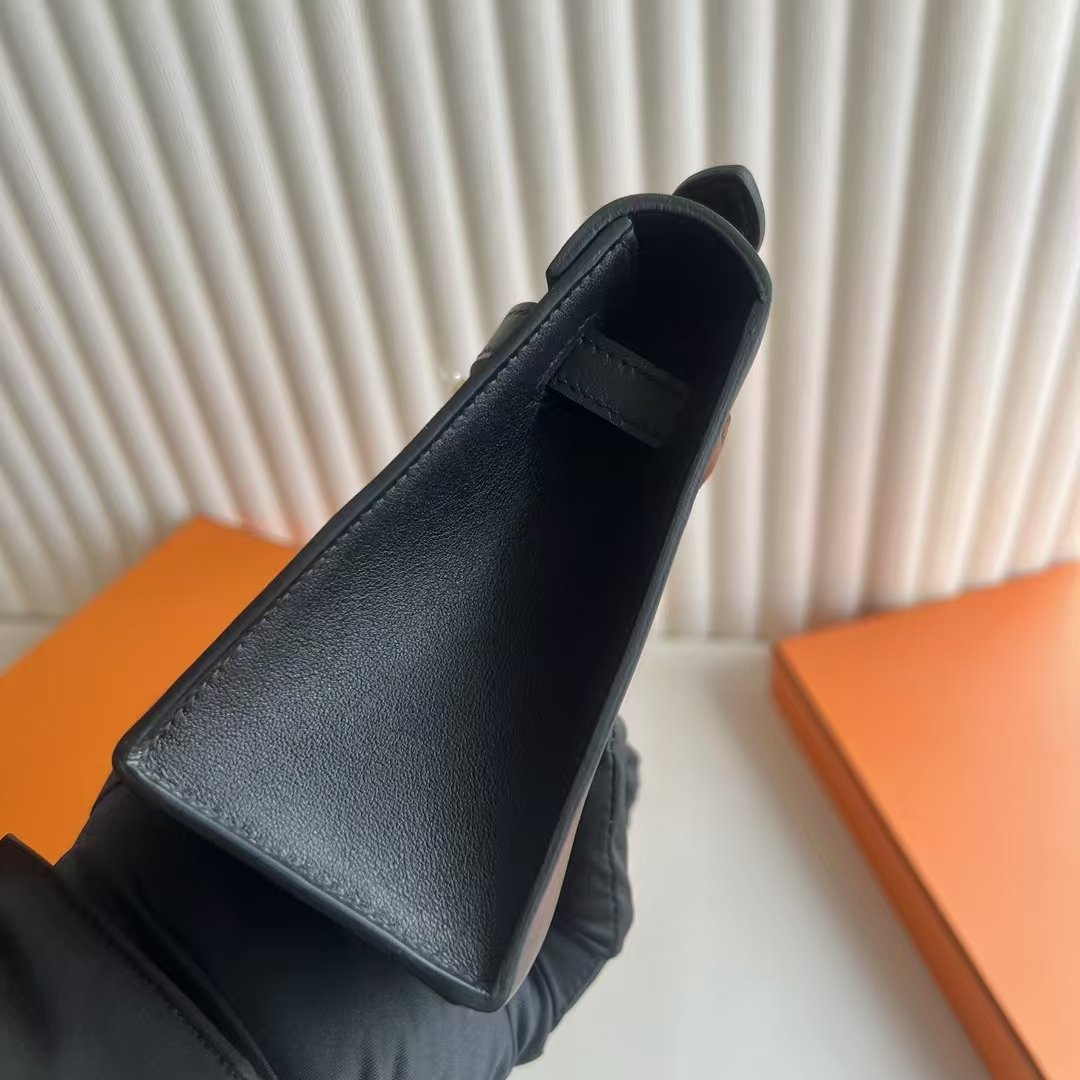 Kelly Pochette 22