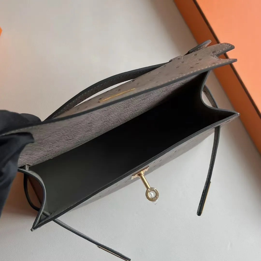 Kelly Pochette 22