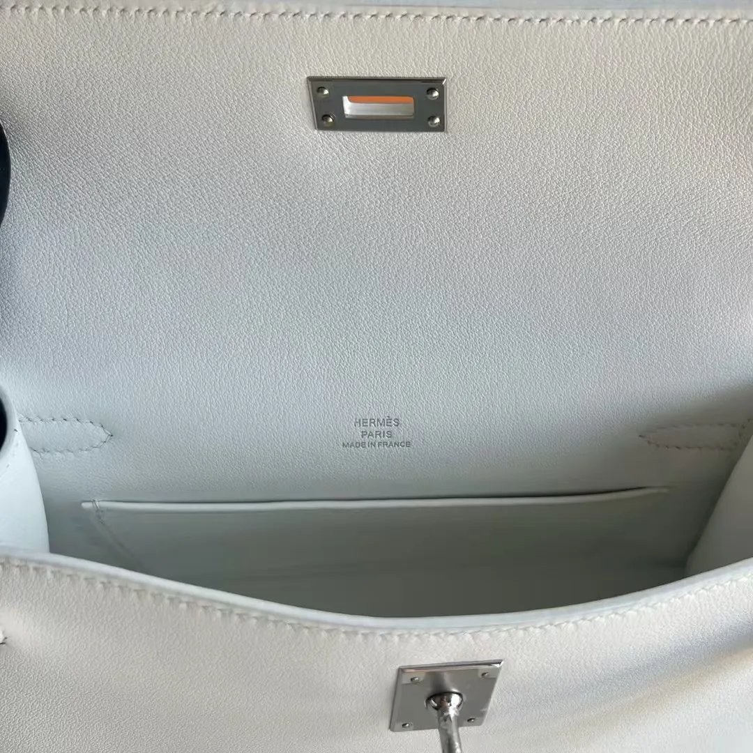 Kelly Pochette 22
