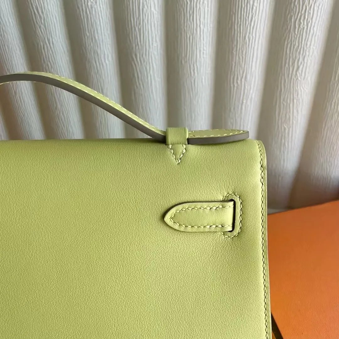 Kelly Pochette 22