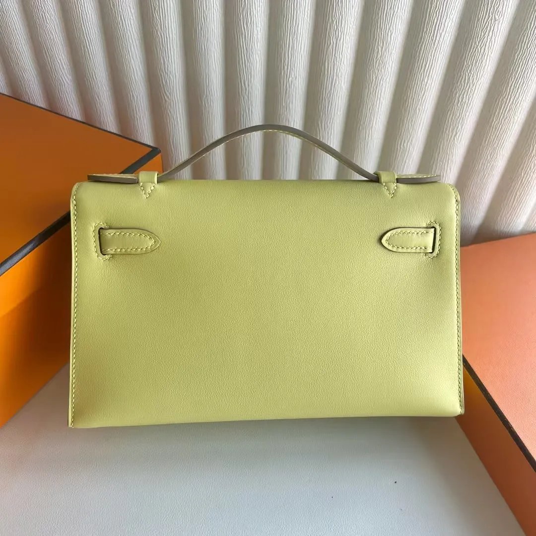 Kelly Pochette 22