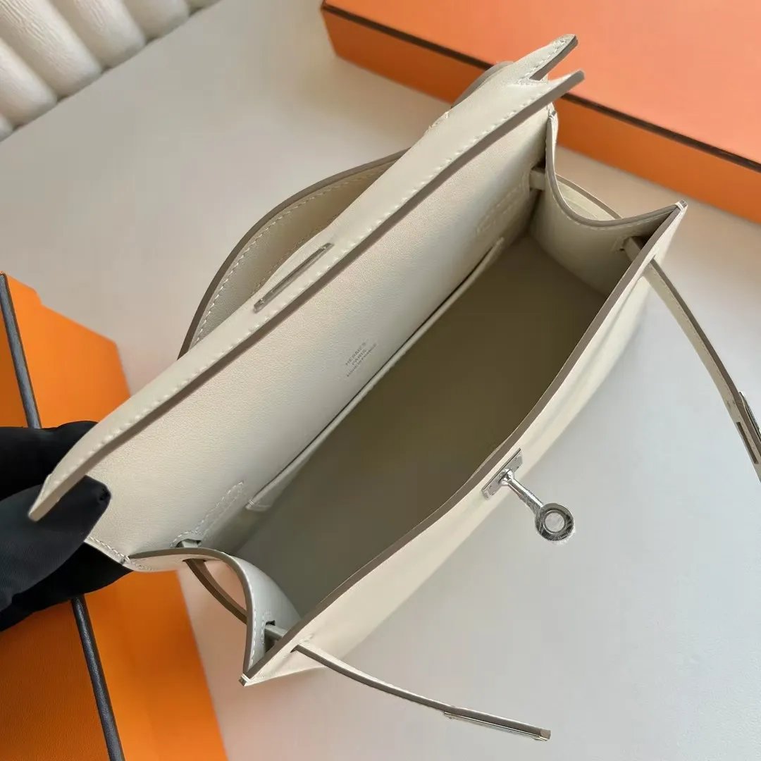 Kelly Pochette 22