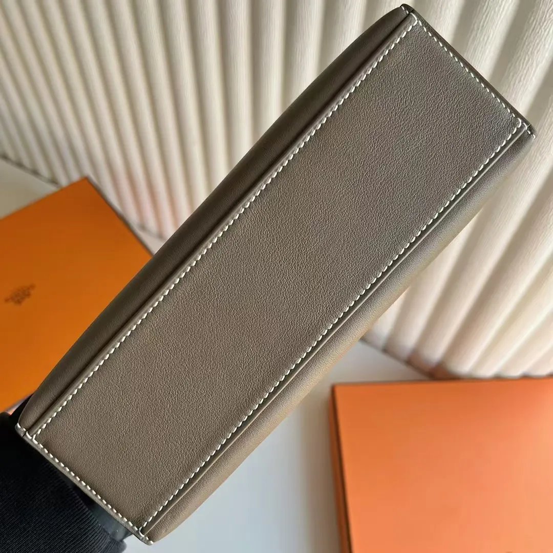 Kelly Pochette 22