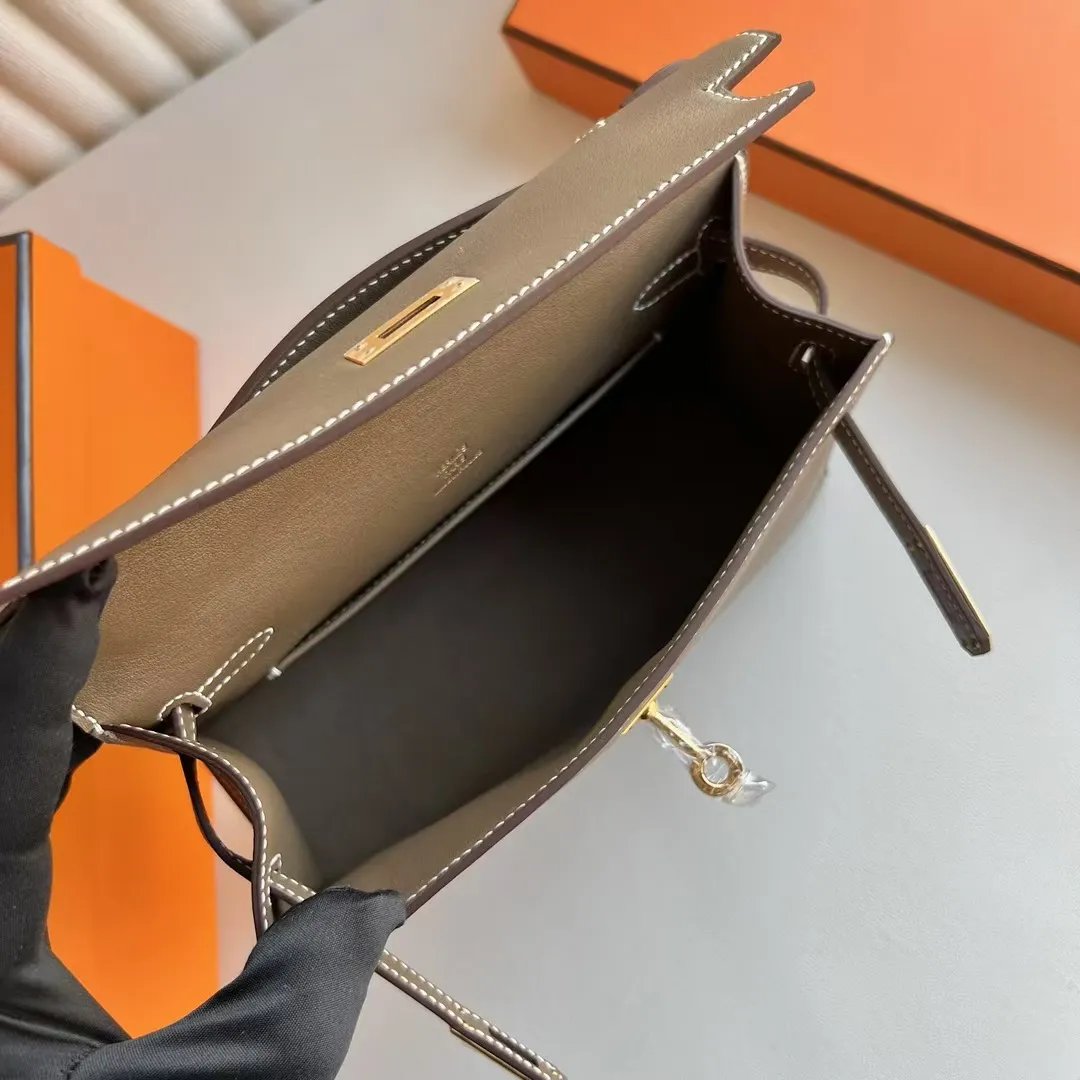 Kelly Pochette 22