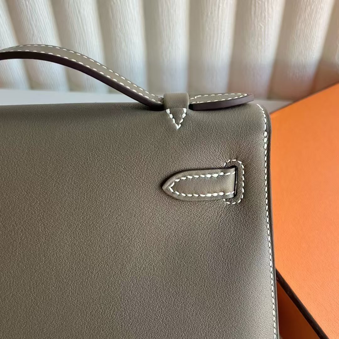 Kelly Pochette 22
