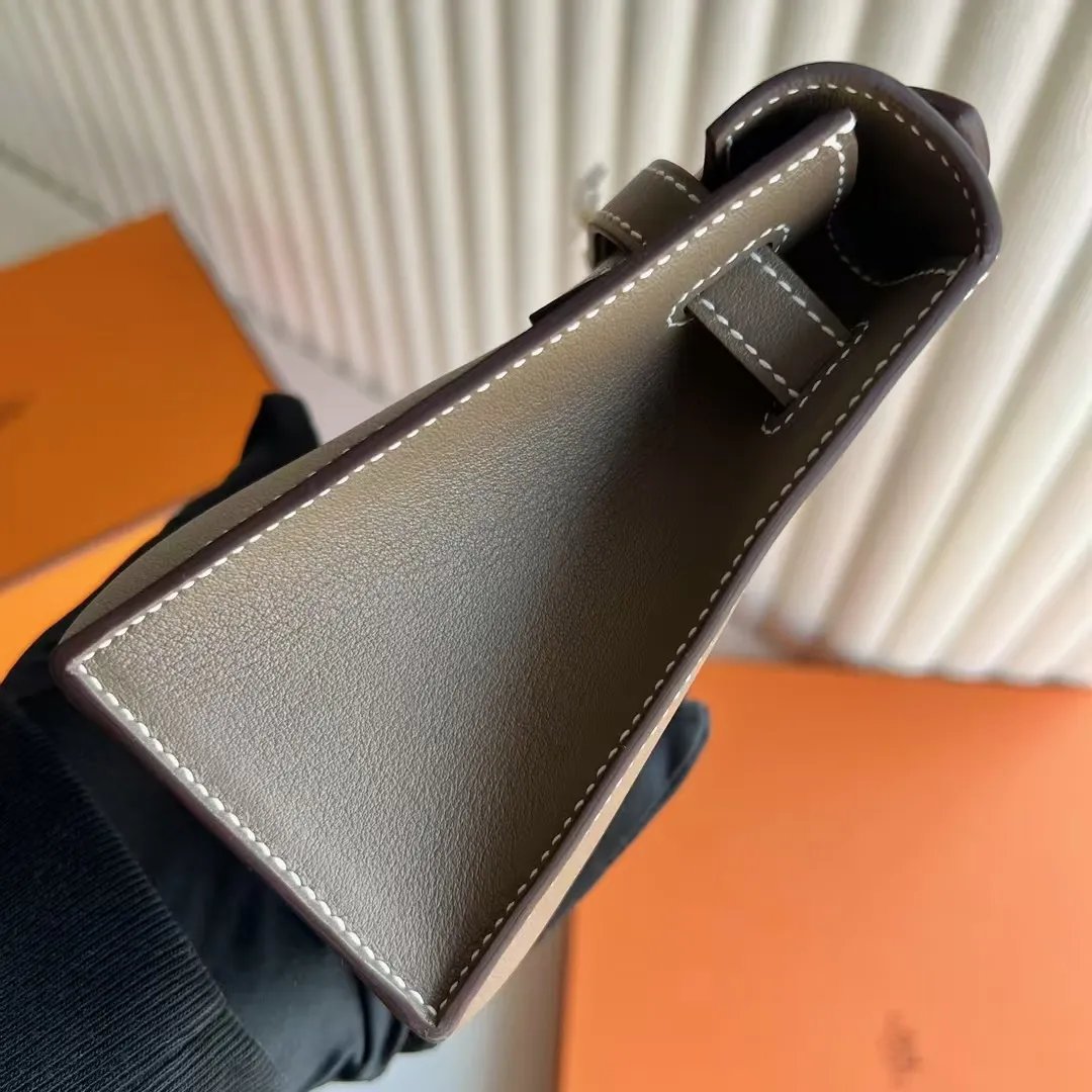 Kelly Pochette 22
