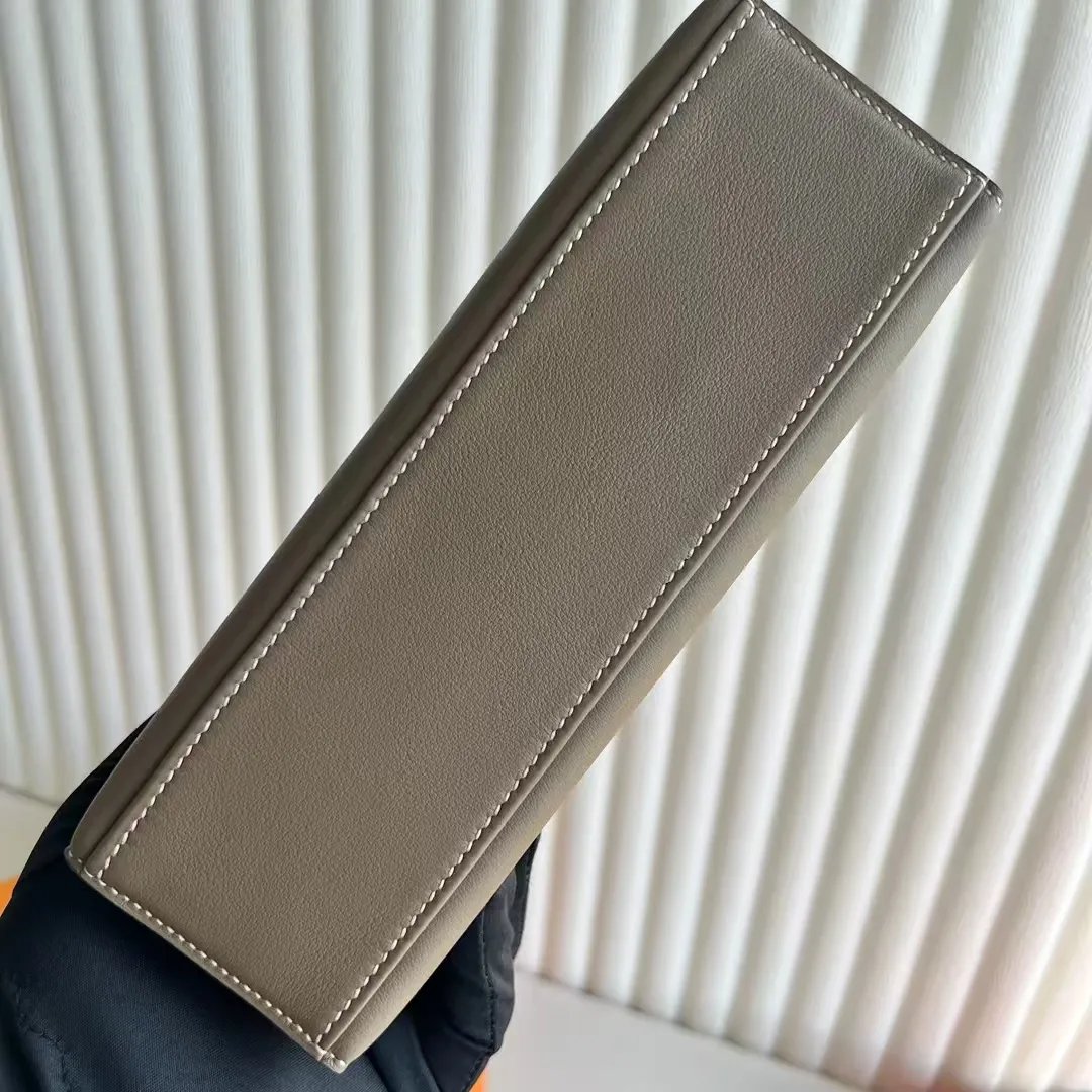 Kelly Pochette 22
