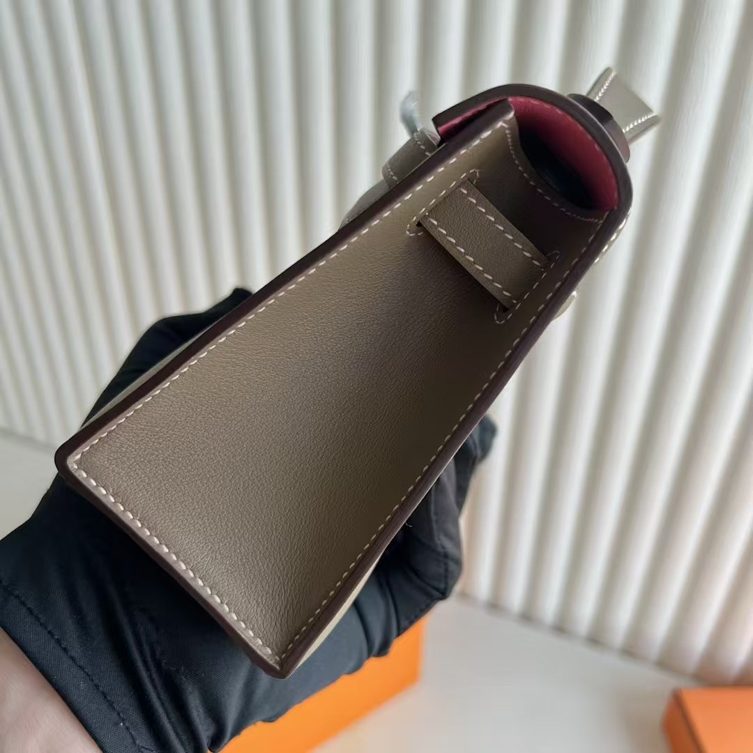 Kelly Pochette 22