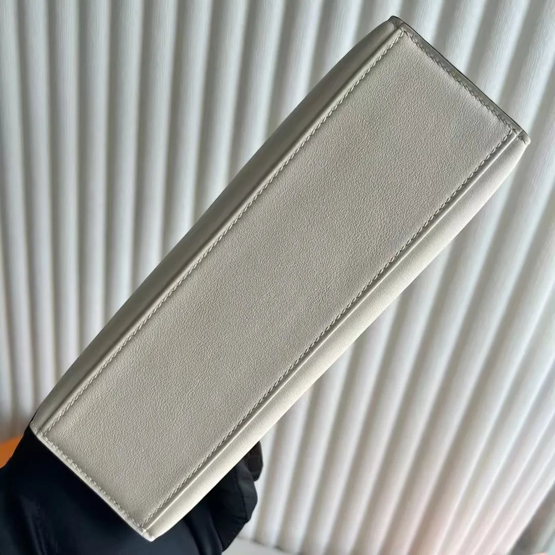 Kelly Pochette 22