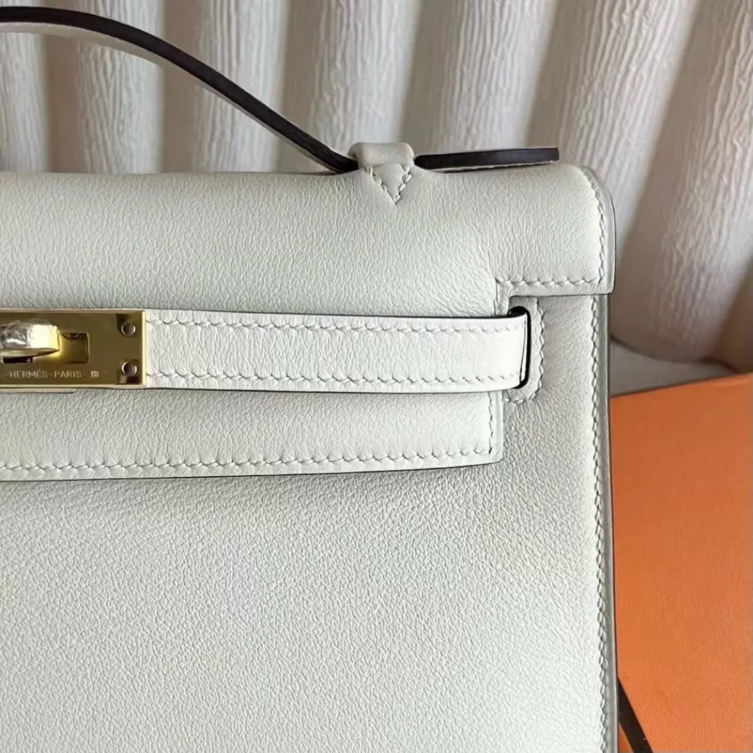 Kelly Pochette 22