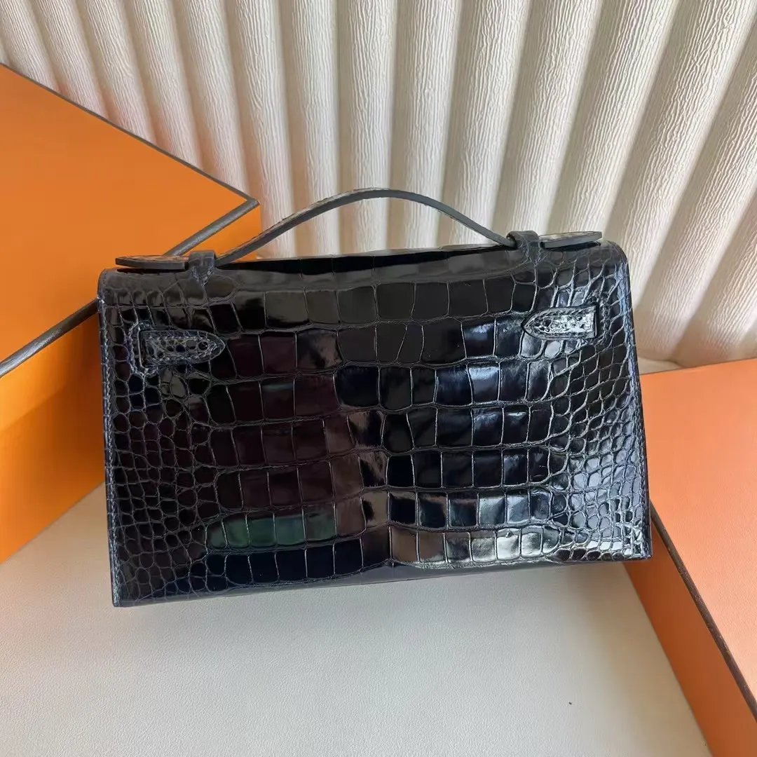 Kelly Pochette 22